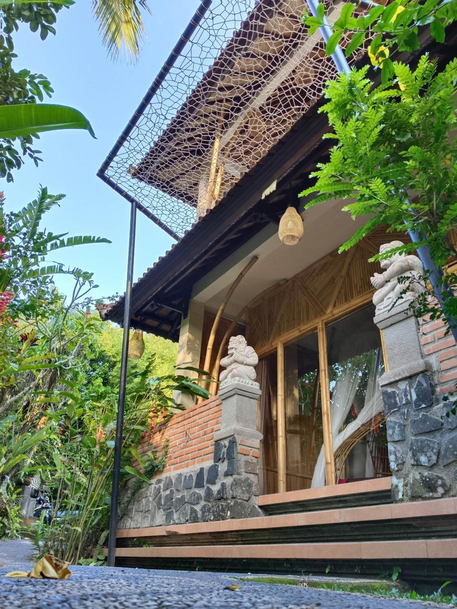 Great Mountain Views Villa Resort Selat Exterior foto