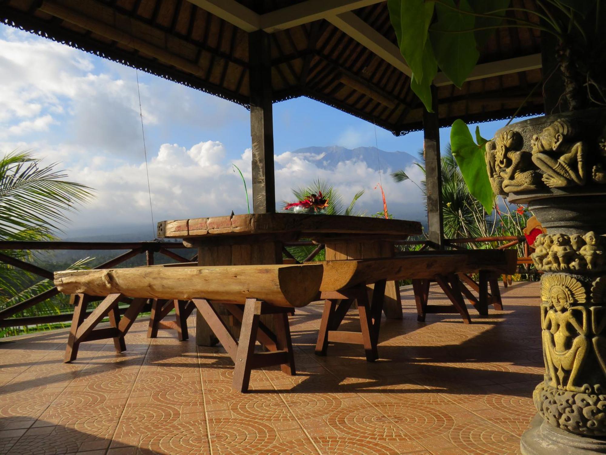 Great Mountain Views Villa Resort Selat Exterior foto