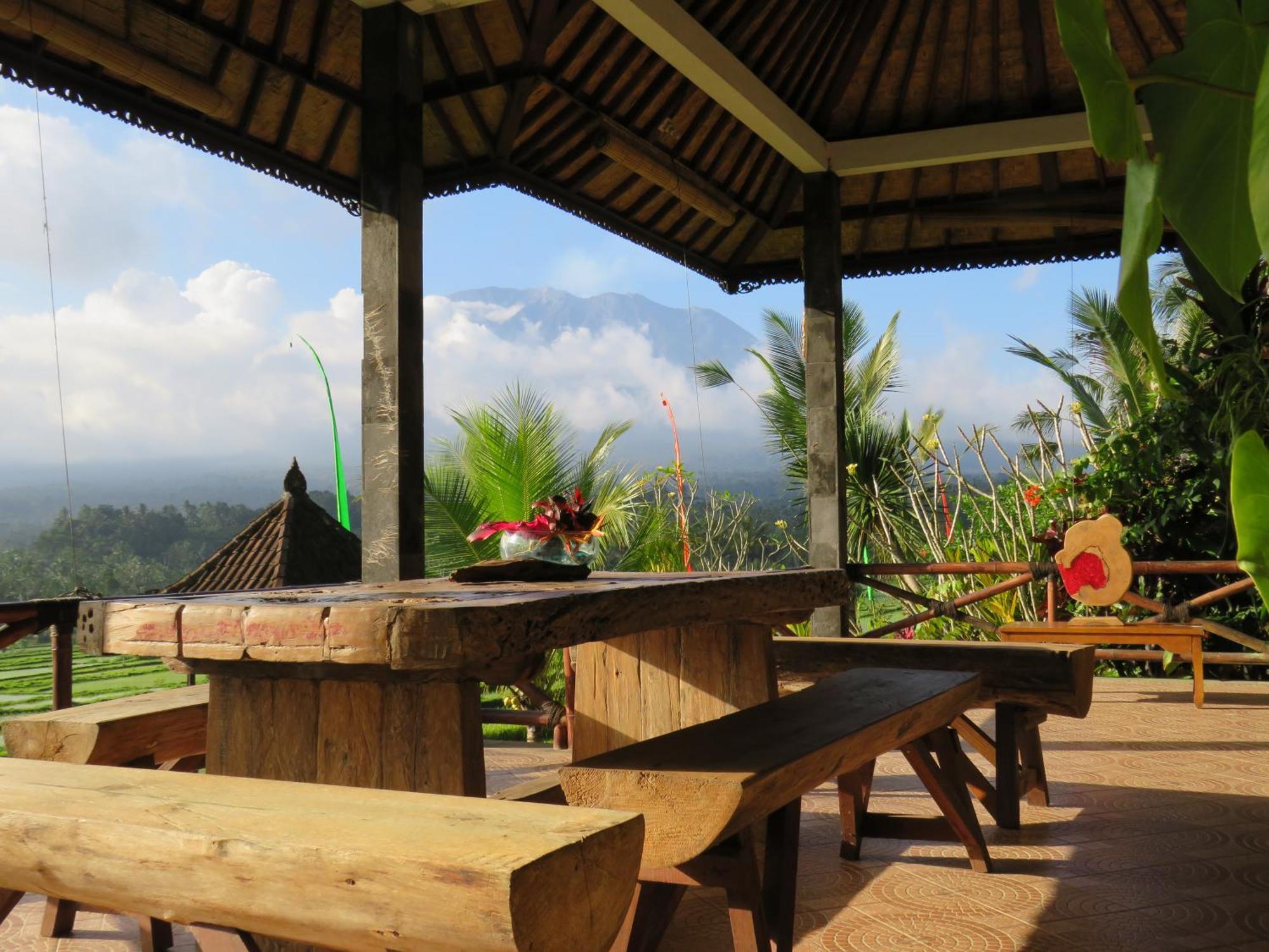 Great Mountain Views Villa Resort Selat Exterior foto