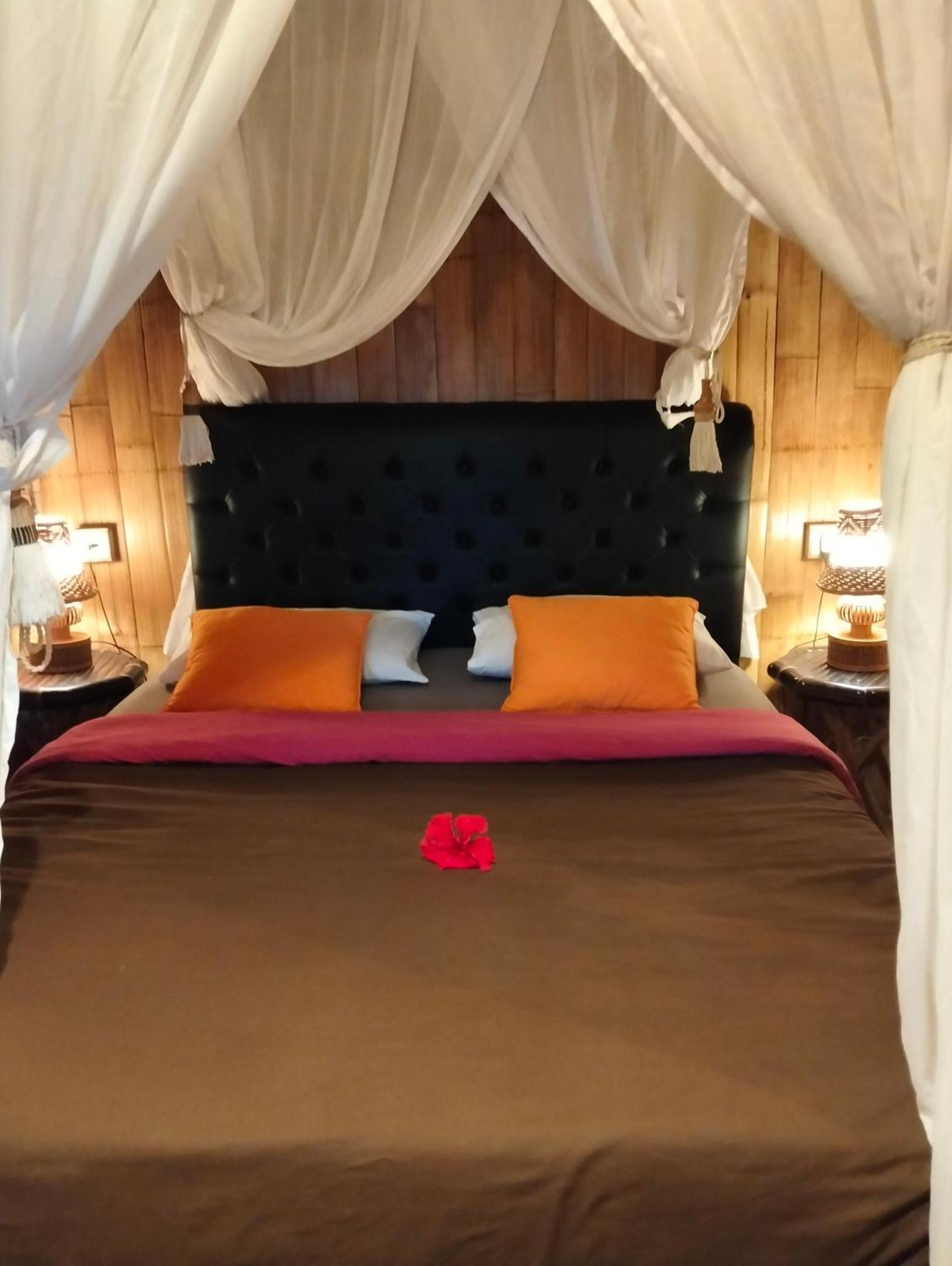 Great Mountain Views Villa Resort Selat Exterior foto